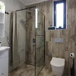 Deluxe Feliciano * Visoko