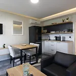 Deluxe Feliciano Апартаменты