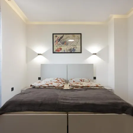 Deluxe Feliciano Apartmán