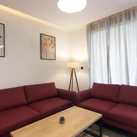 Deluxe Feliciano Visoko