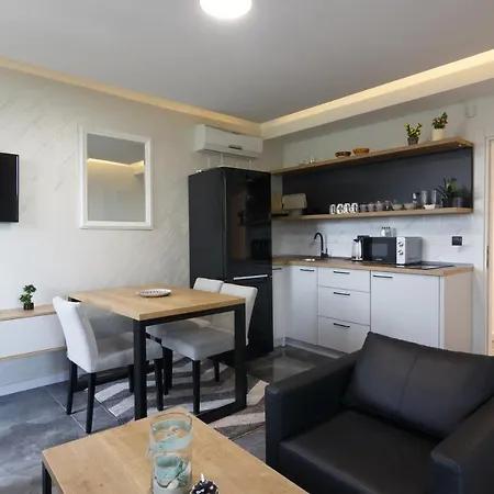 Deluxe Feliciano Apartment