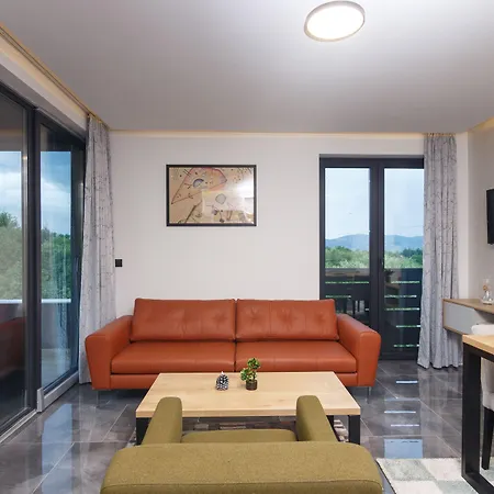 Deluxe Feliciano Apartmán