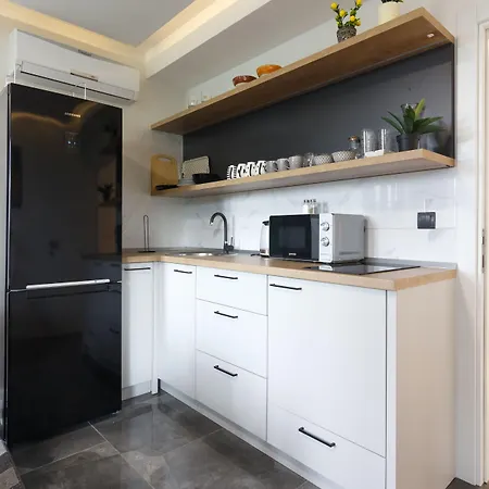 Deluxe Feliciano Apartment