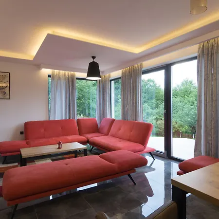 Deluxe Feliciano Apartment Visoko