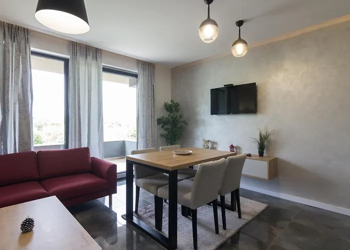 Deluxe Feliciano Apartmán *