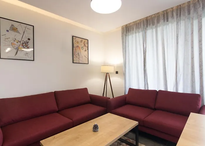 Deluxe Feliciano Visoko