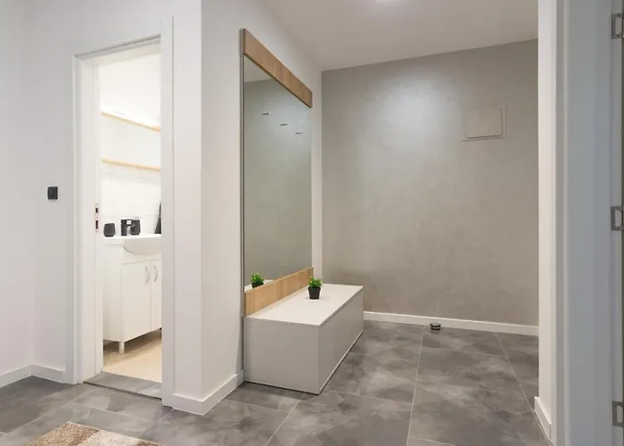 Deluxe Feliciano Visoko